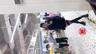 em gái nghiện BDSM thích public ở mọi nơi 2.