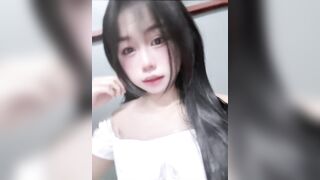Xem gì hoggg ib bé nèeee