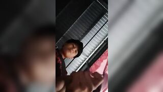 Em trai sục cu
