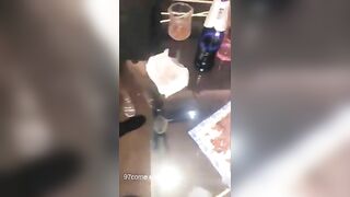 Địt em phục vụ vú to lồn múp trong phòng ăn riêng