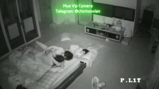 Hack Camera Vợ Chồng Tranh Thủ Địt Nhau Lúc Con Ngủ