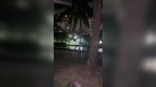 Ban đêm ra công viên gạ sục cặc cho người lạ