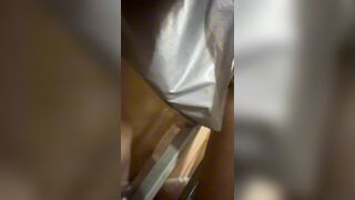 quay lén dưới váy nhỏ bạn thân