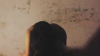 dẫn em sinh viên về căn phòng trọ cũ