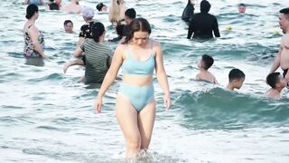 Body Girl Xinh trên bãi biển xinh đẹp của Việt Nam