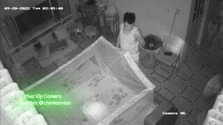 Hack Camera 2 Vợ Chồng Trốn Con Sang Phòng Khác Địt