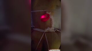 Em Linh ngực bự dễ dãi,sau 1 buổi đi chơi là đc vào nhà nghỉ chơi thú nhún cùng e r