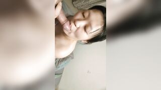 bé học sinh ngoan thật bảo gì cũng nghe bảo bú cu cũng bú