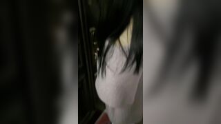 được bé sinh viên năm nhất dẫn vè phòng trọ em