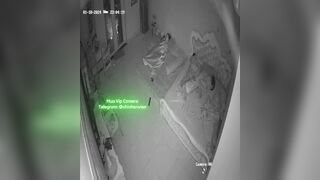 Hack Camera 2 Vợ Chồng Tranh Thủ Lúc Con Ngủ Để Địt
