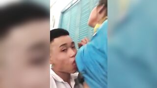 Học sinh giờ vc thật địt nhau trong giờ nghỉ giải lao