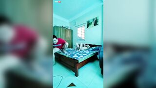 Chồng nứng cặc địt vợ mạnh bạo cực sung (Full Clip)