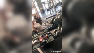 Em học sinh đi tập gym bị ảnh chủ cặc to bắt bú cu lút cán dâm đãng