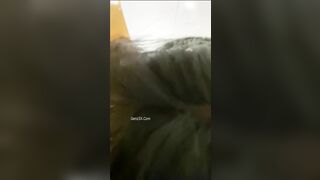 Em sinh viên đeo kính bú mút con cu dâm đãng vú to trắng