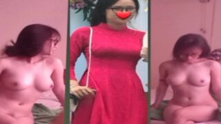 Cô mầm non tương lai bị rò clip sex