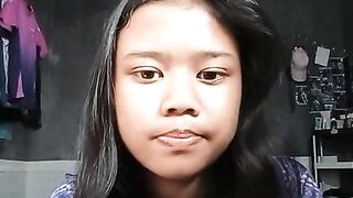 Rau Indonesia show vú trên ometv