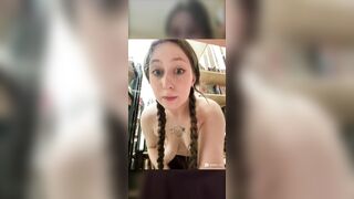 Em Tây dâm đãng public trong thư viện siêu phê.