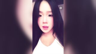 Cho em hs cùng bàn bú cuu