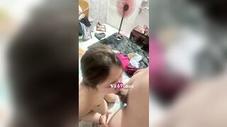 LÊN PHÒNG TRỌ THĂM EM KẾ NÀO NGỜ NÓ TỤT QUẦN TÔI RA BÚ BUỒI