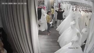 HACK CAMERA PHÒNG THAY ĐỒ CỦA CÔ DÂU