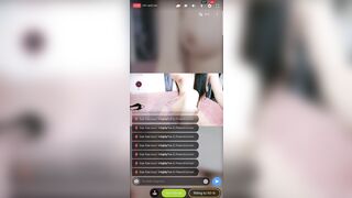 Thủ Dâm Bắn Nước Lên Láng