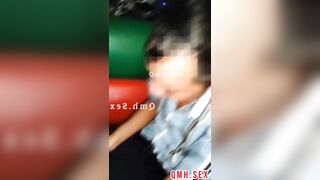 ĐỊT EM TAY VỊN TRONG QUÁN HÁT