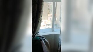 a hàng xóm zị mà k dòm lên!