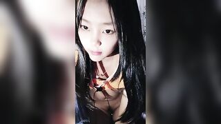 em học sinh mặt đẹp mình dây thủ dâm chảy nước