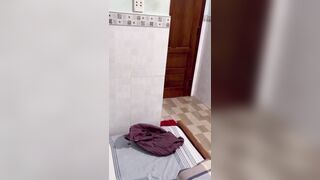 LỪA LỪA THÁO BAO RA RỒI ĐỊT EM