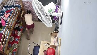 Camera mb thay do