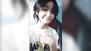 Nhắn tin sex, Gạ em HS Mặt non Móc Lồn Thủ dâm Sex Toy rên rỉ