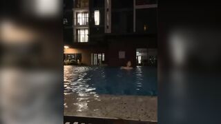 Thị Phon Cty Luxshare Thủ dâm Đi tắm chát Sex Full mặt địt nhau vs trai