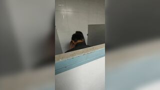Quay lén địt nhau trong WC, KTV trung quốc!