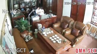 Hiệu trưởng tòn ten với nhiều nữ giới ở Hải Hậu - Ninh Bình