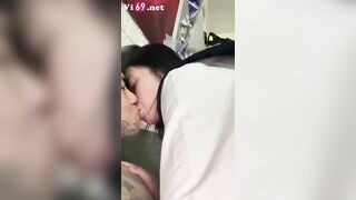 Em muốn trở về tuổi học sinh ngây thơ