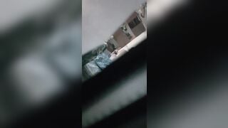 Quay trộm vợ chồng anh trai địt nhau, chị dâu dâm quá