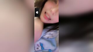 Nứng lồn gọi bạn trai chat sex thử dâm nát lồn