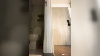 em gái xinh tươi lồn vú hồng móc p2