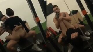 Cho vợ đi tập gym thì bị thằng pt nó thịt luôn trong phòng tập