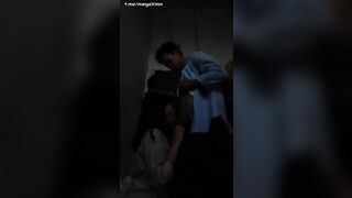 Làm nhẹ thôi bạn em nghe thấy