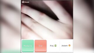 Khoe vú rồi móc lồn hồng trên ometv