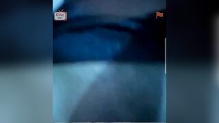 Ometv gái Indonesia xoa hột le