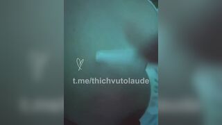 Hút ma tóe trên cặp vú siêu phẩm