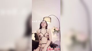 Hot Girl Playduo Mộc lộ clip show vú bím căng đét chơi kẹp vú lủng lẳng siêu nứng 6