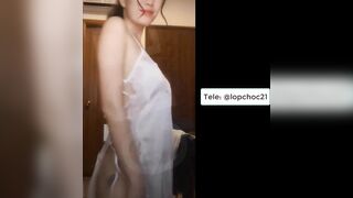 Nữ diễn viên điện ảnh vú bự lộ clip show hàng, địt nhau với nhân tình