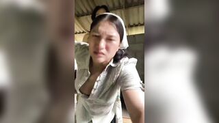 Cô thôn nữ chubby vú to lồn múp địt nhau dâm đãng