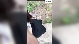 Cặp đôi ra đường bú vú bú cu địt nhau dâm đãng kích thích siêu dâm đãng