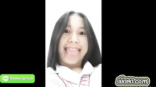 Em rau sinh viên mới lớn đã biết khoe hàng thủ dâm cùng trai dâm đãng kích thích