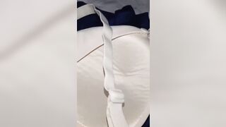 Hửi thử quần lót ren và áo vú của con em họ học lớp 11