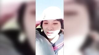 Em rau vừa đi dạo vừa ga trai lạ địt nhau ngoài công viên dâm đãng kích thích